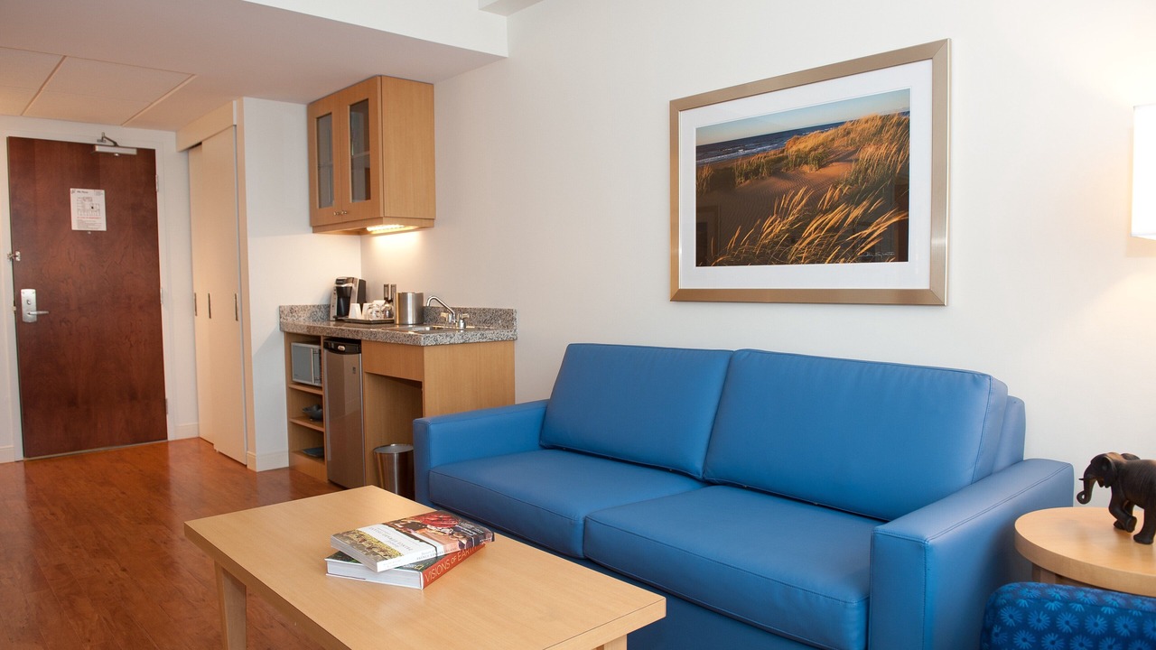 Photo of Bedroom in Queens Square