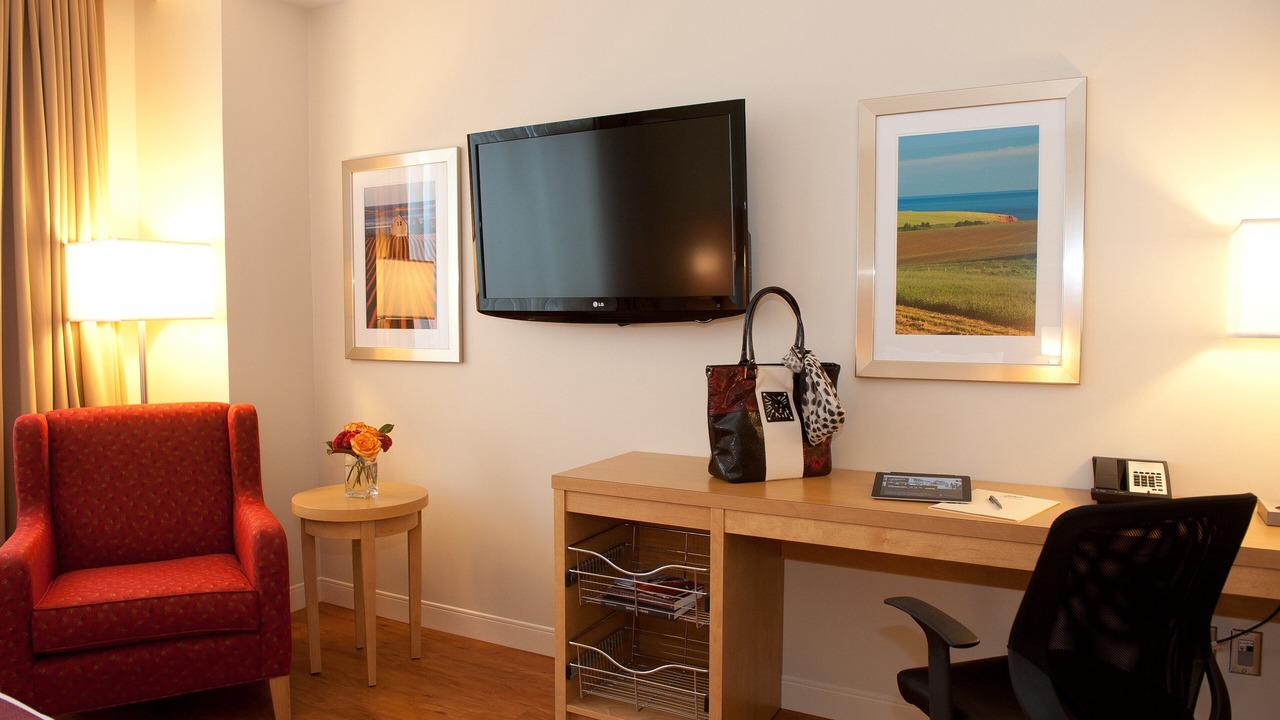 Photo of Bedroom in Queens Square