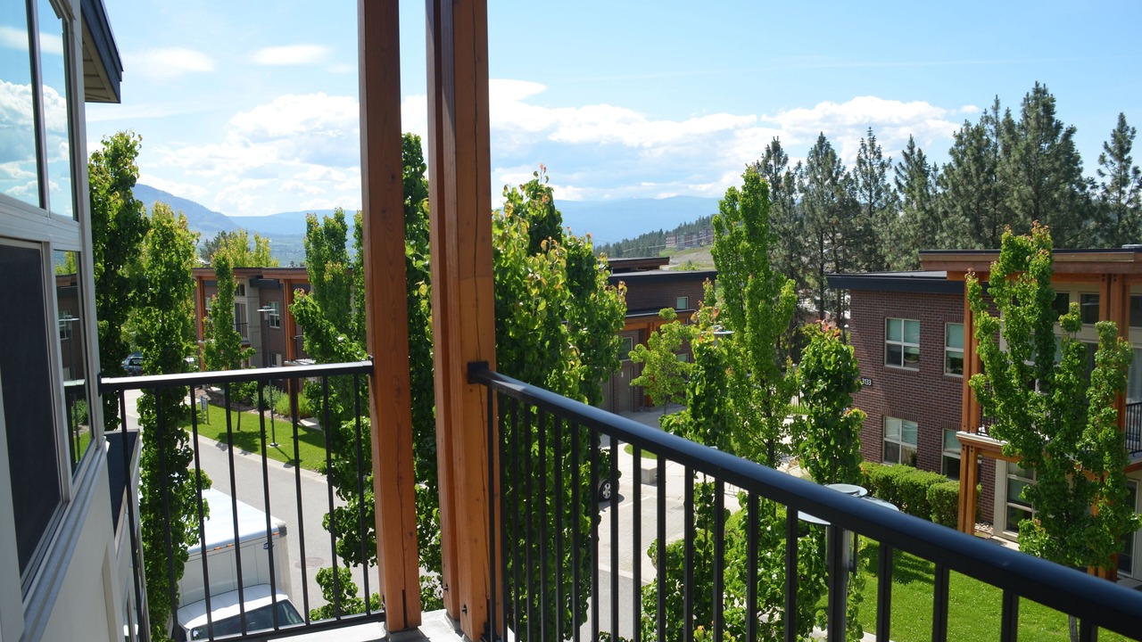 Photo of Patio Balcony in North Glenmore