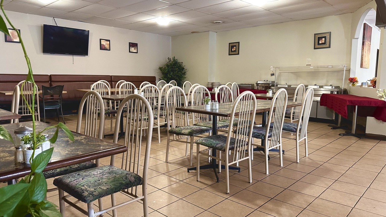 Photo of Others in Lacombe