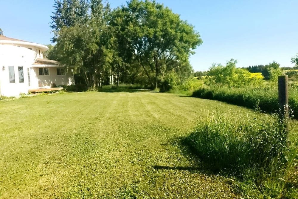 Photo of Outdoor in Division No. 11