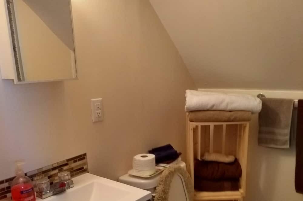 Photo of Bathroom in Meteghan