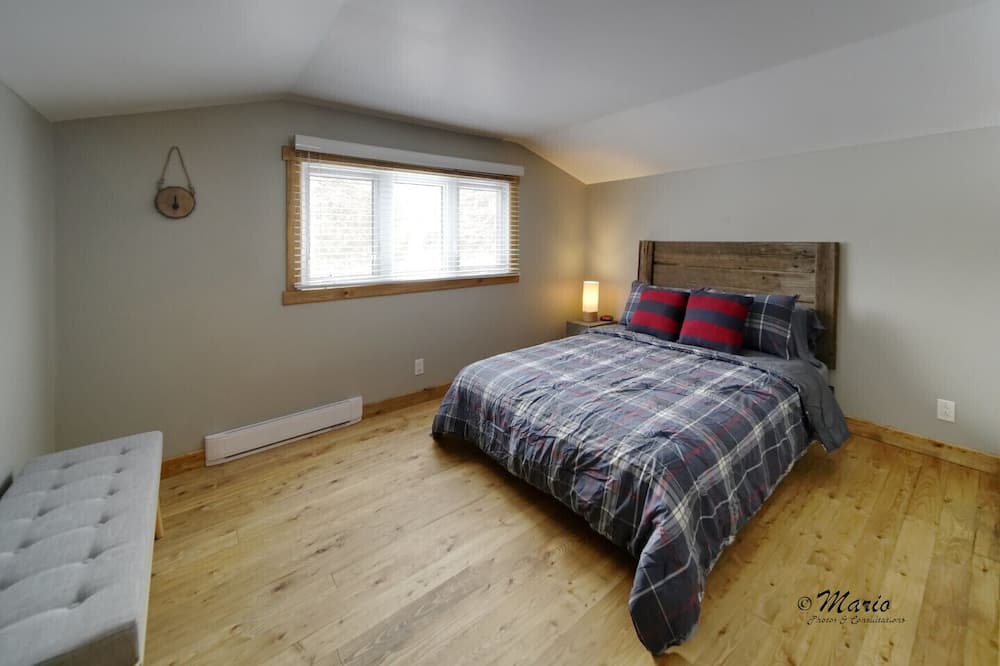 Photo of Bedroom in Mauricie