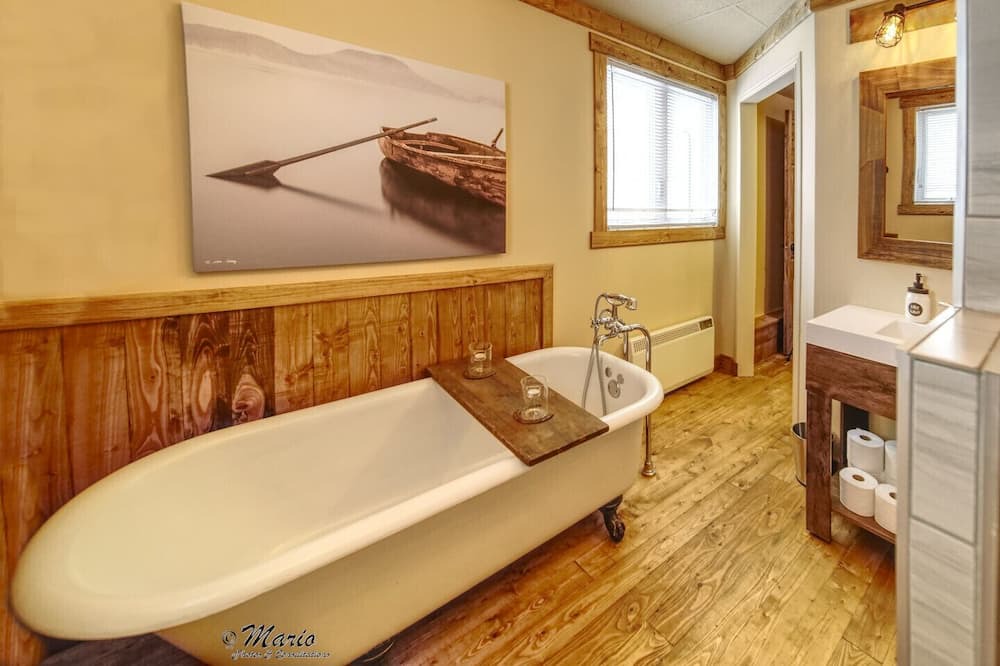 Photo of Bedroom in Mauricie