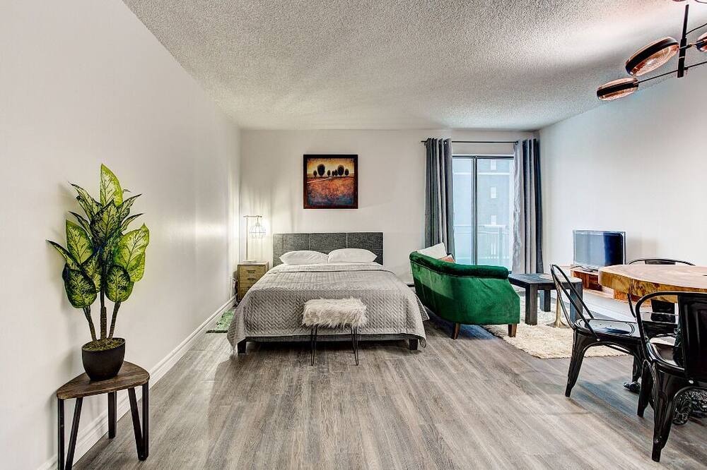 Photo of Bedroom in Latin Quarter