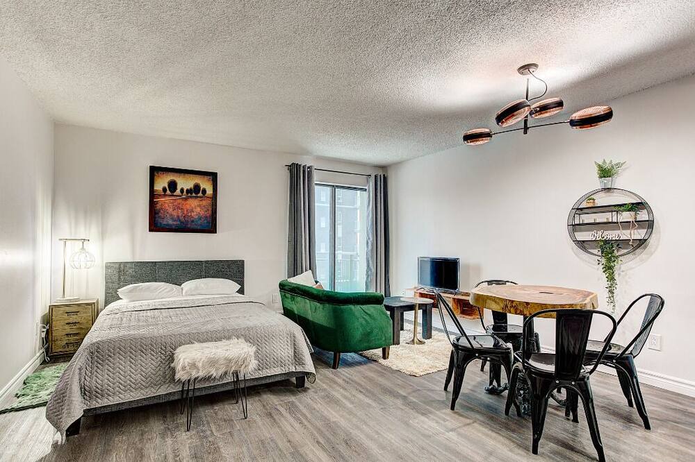 Photo of Bedroom in Latin Quarter