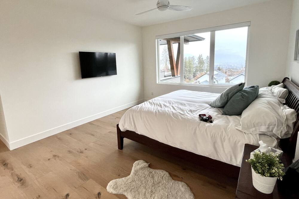 Photo of Bedroom in Southwest Mission