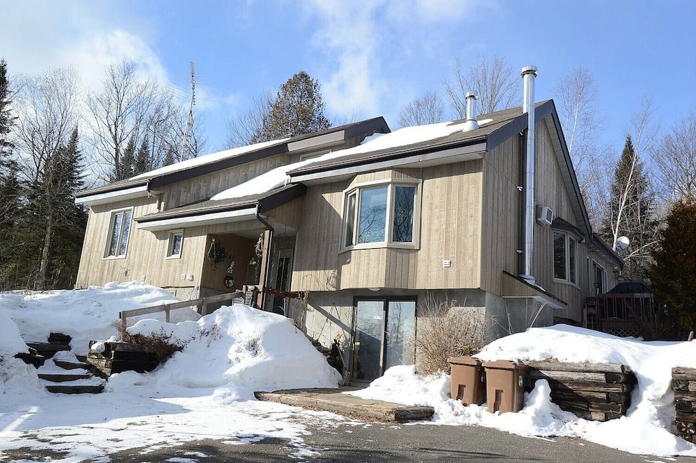 Photo of Outdoor in Sainte-Marguerite-du-Lac-Masson
