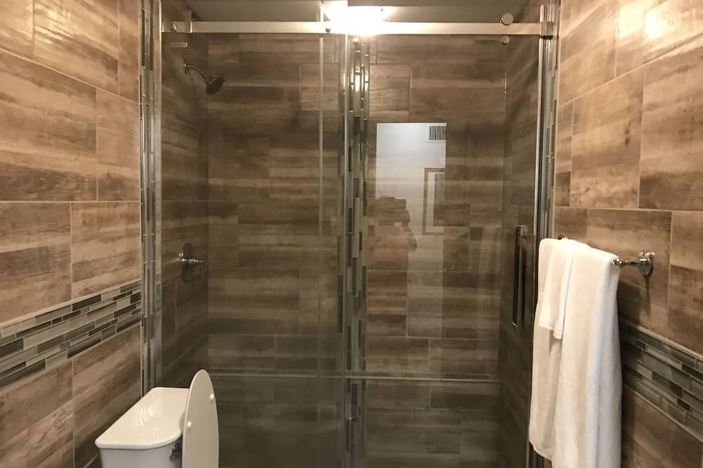 Photo of Bathroom in Sainte-Marguerite-du-Lac-Masson