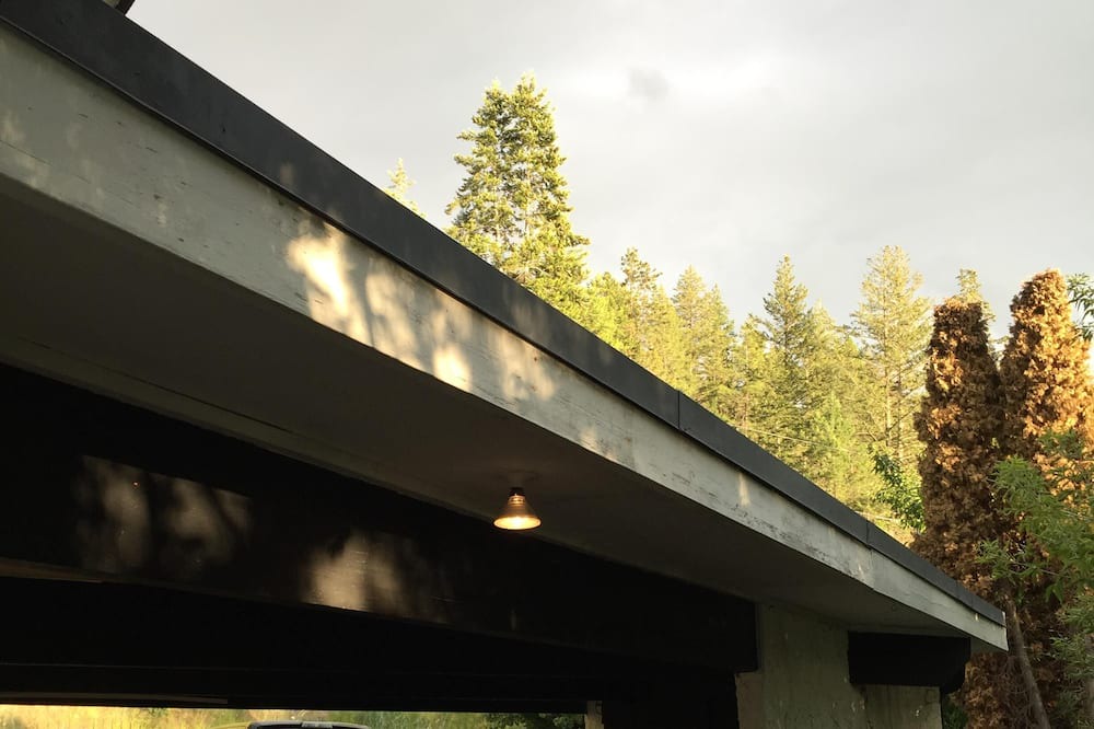 Photo of Patio Balcony in Vernon