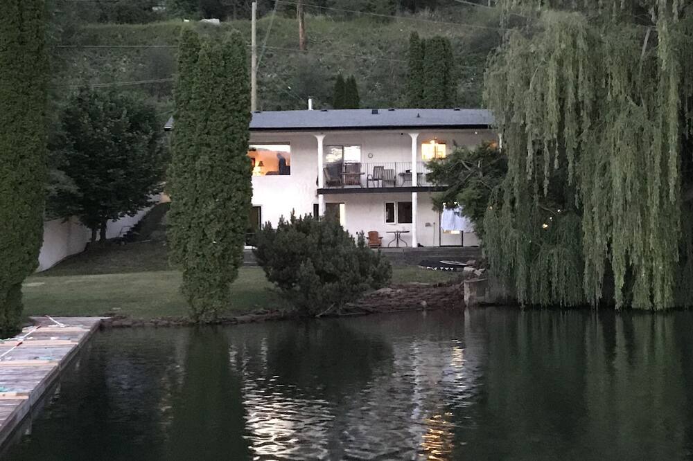 Photo of Outdoor in Vernon