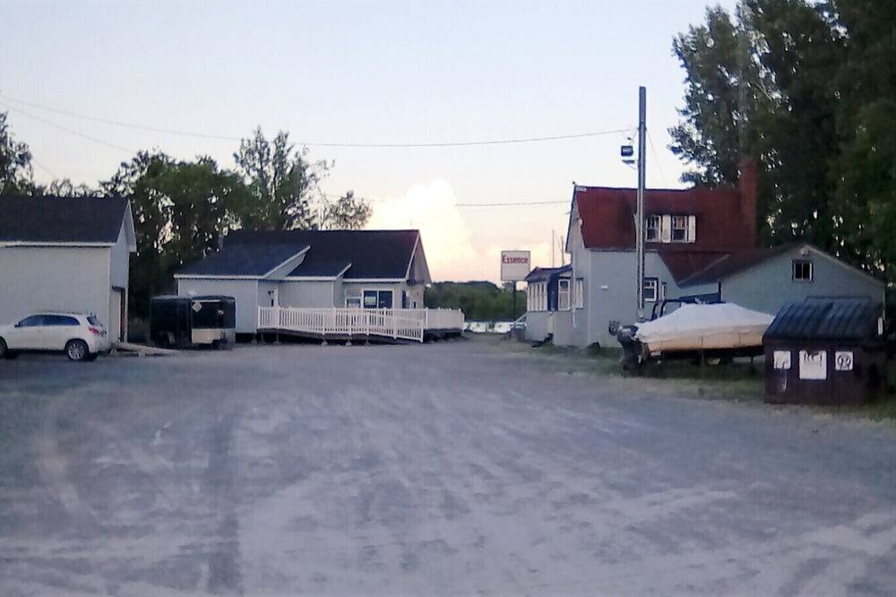 Photo of Others in Lacolle
