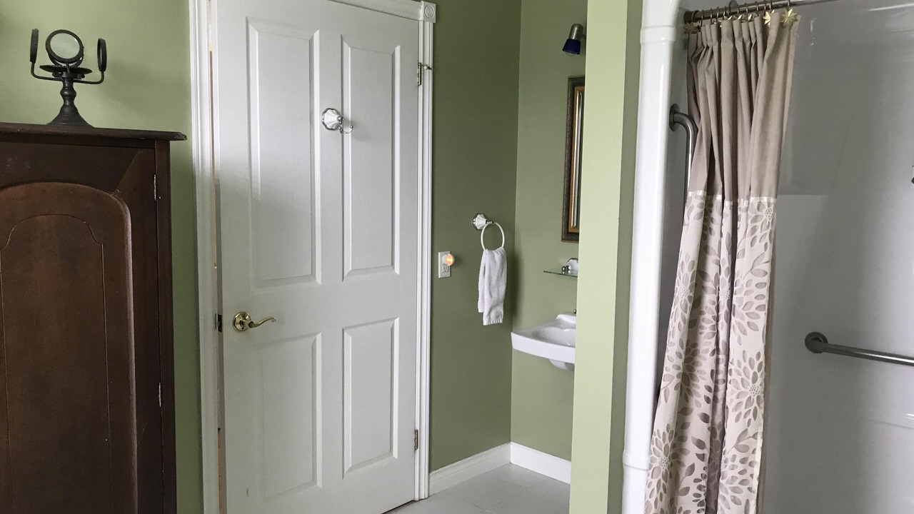 Photo of Bathroom in Maitland