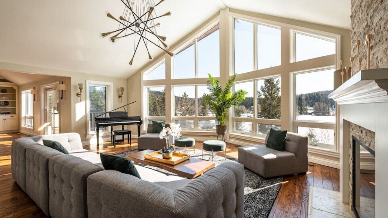 Photo of Livingroom in Saint-Faustin-Lac-Carre