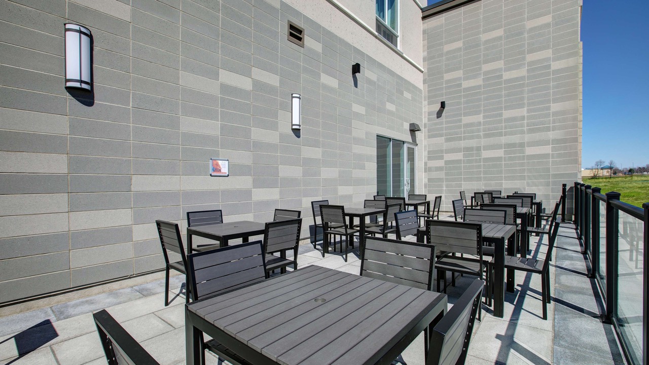 Photo of Patio Balcony in Township of Woolwich