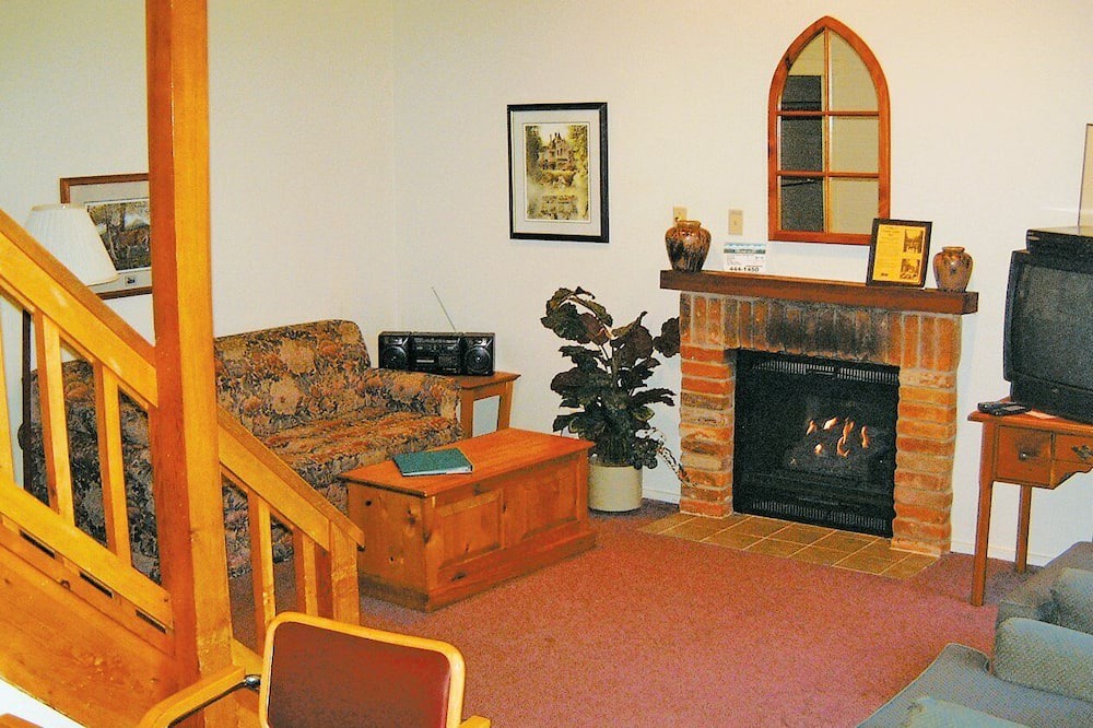 Photo of Livingroom in Collingwood