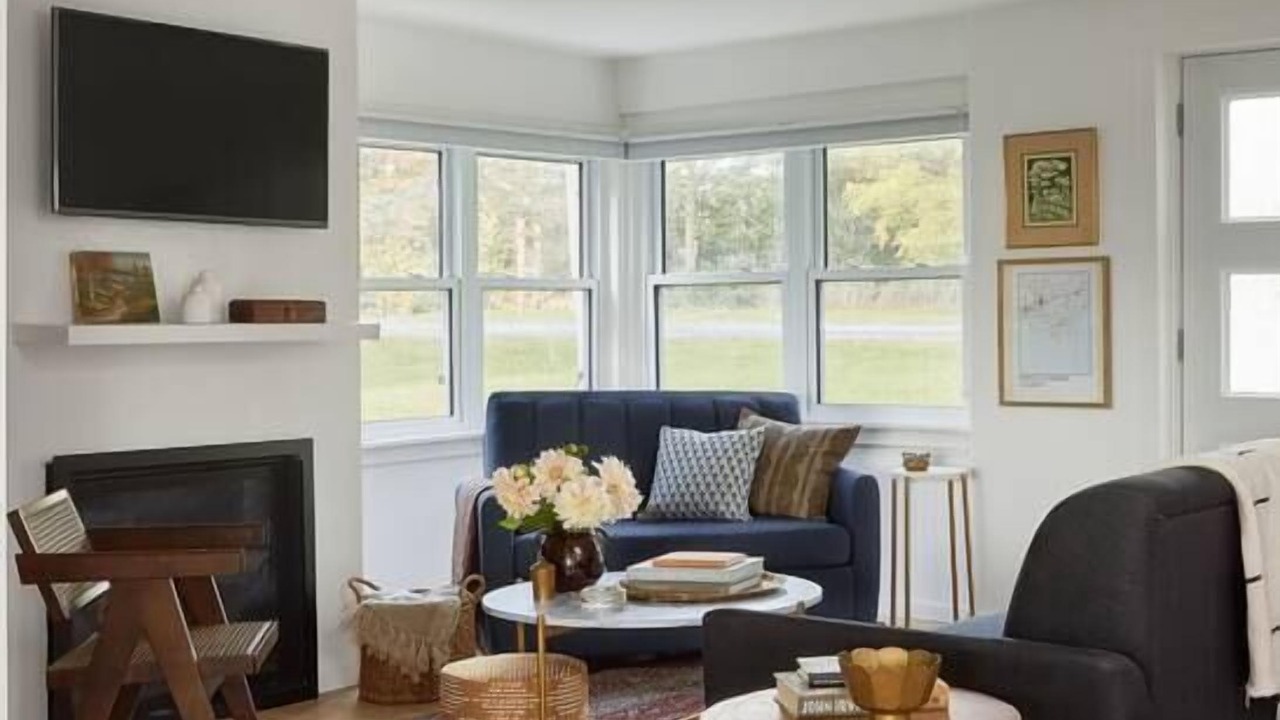 Photo of Livingroom in Waupoos