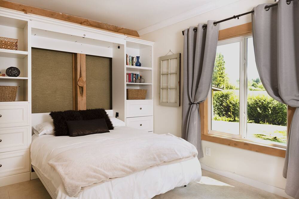 Photo of Bedroom in Victoria