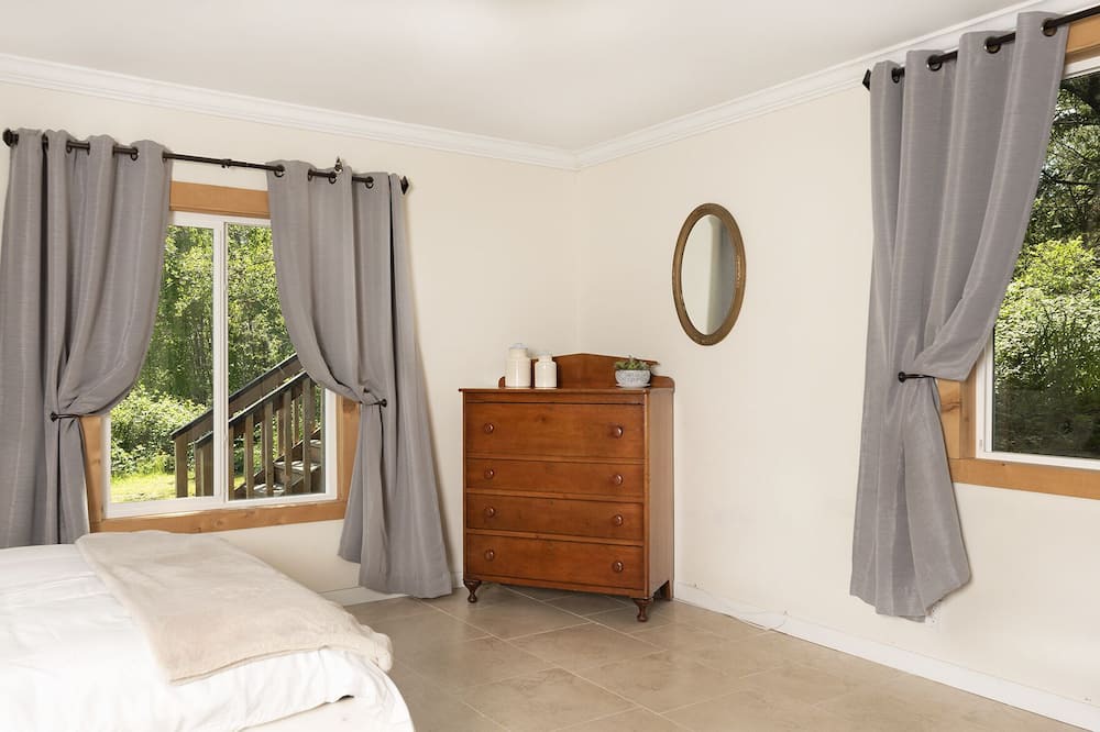 Photo of Bedroom in Victoria