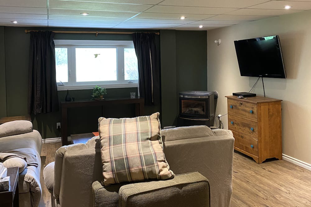 Photo of Livingroom in Cherry Grove