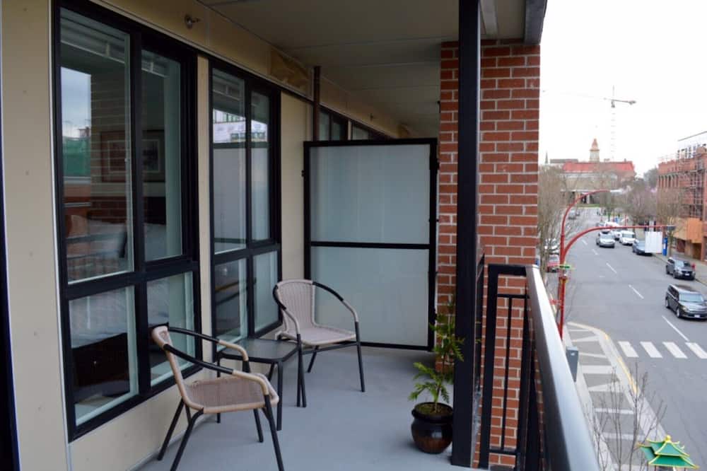 Photo of Patio Balcony in Downtown Victoria