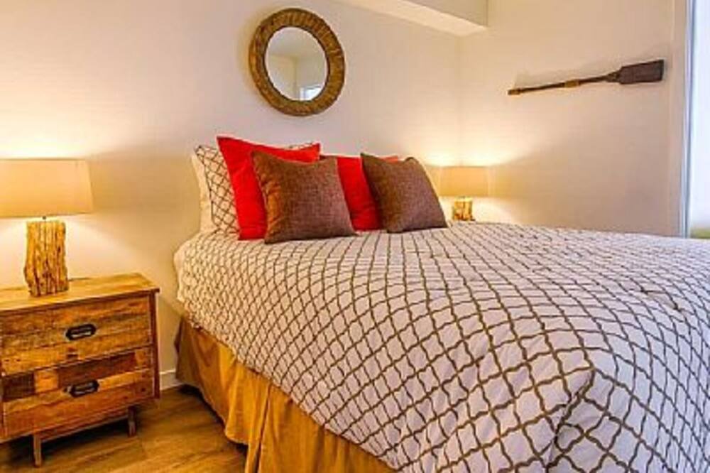 Photo of Bedroom in Downtown Victoria