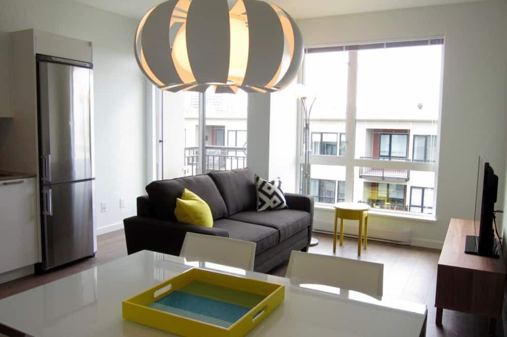 Photo of Livingroom in Downtown Victoria