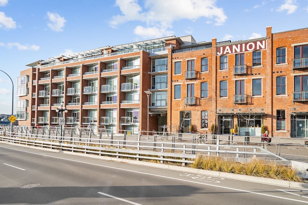 Photo of Outdoor in Downtown Victoria