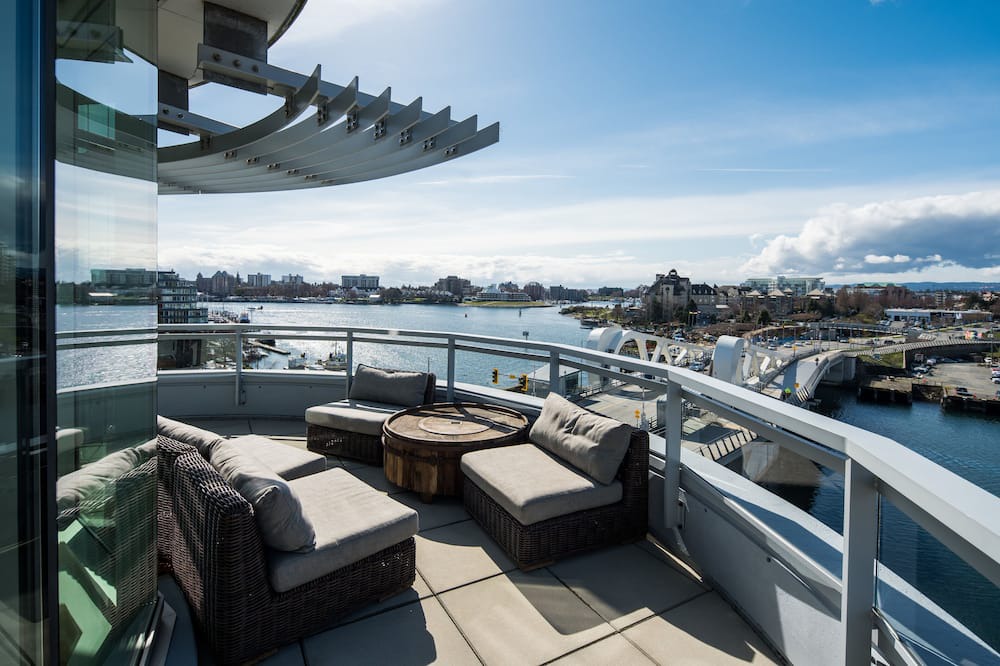 Photo of Patio Balcony in Downtown Victoria