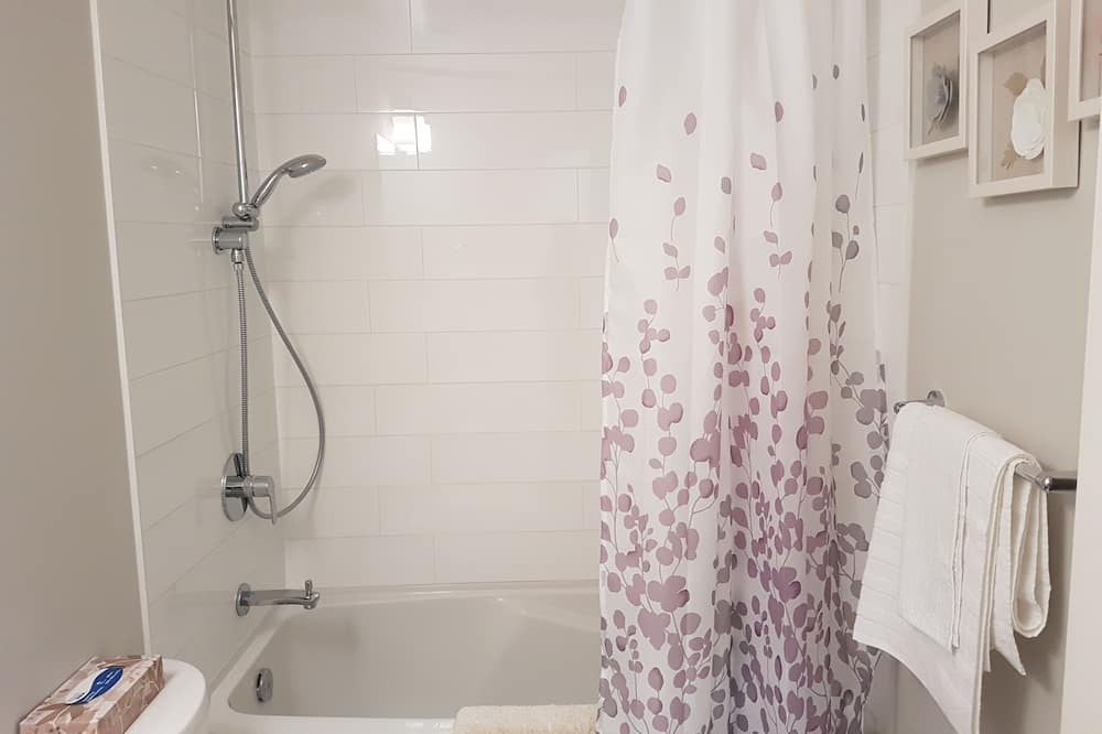 Photo of Bathroom in Lower Lonsdale