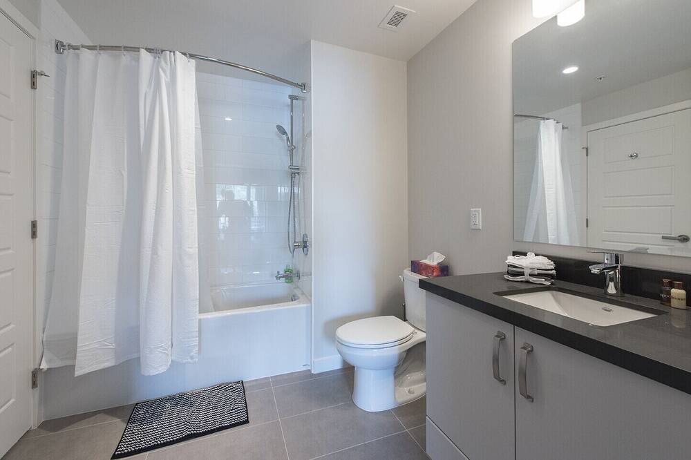Photo of Bathroom in Lower Lonsdale