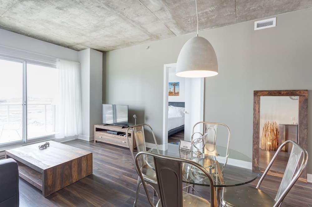 Photo of Livingroom in Brossard