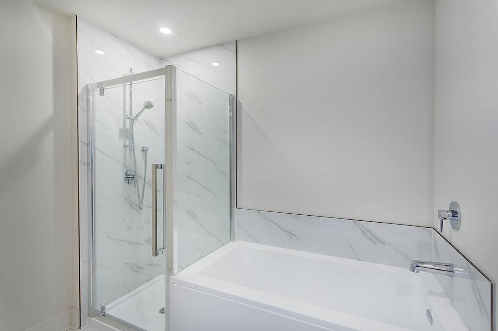 Photo of Bathroom in Laval