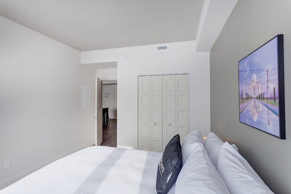 Photo of Bedroom in Laval