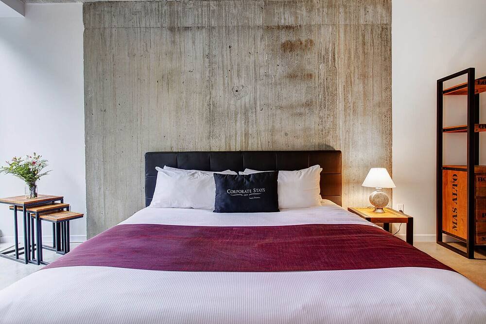 Photo of Bedroom in International District