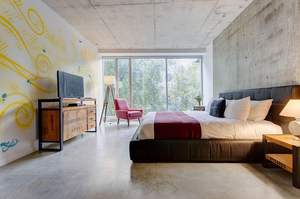 Photo of Bedroom in International District