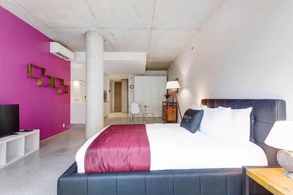 Photo of Bedroom in International District