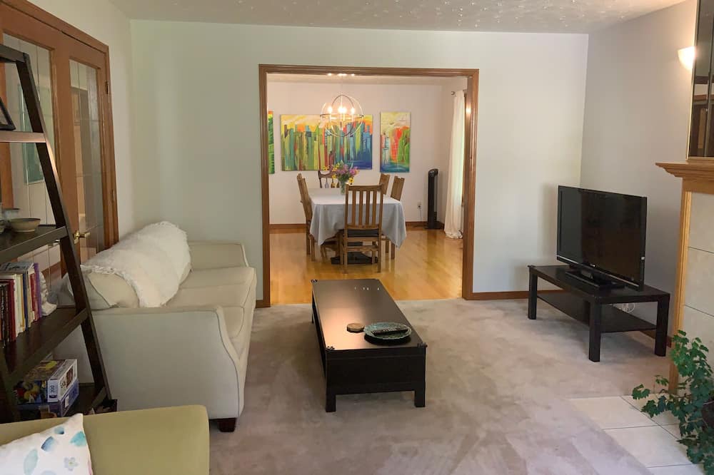 Photo of Bedroom in Dundas