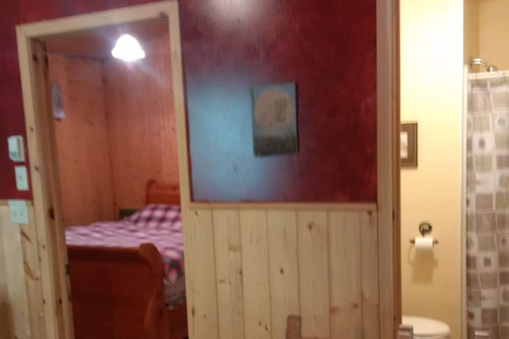 Photo of Bedroom in East Kootenay