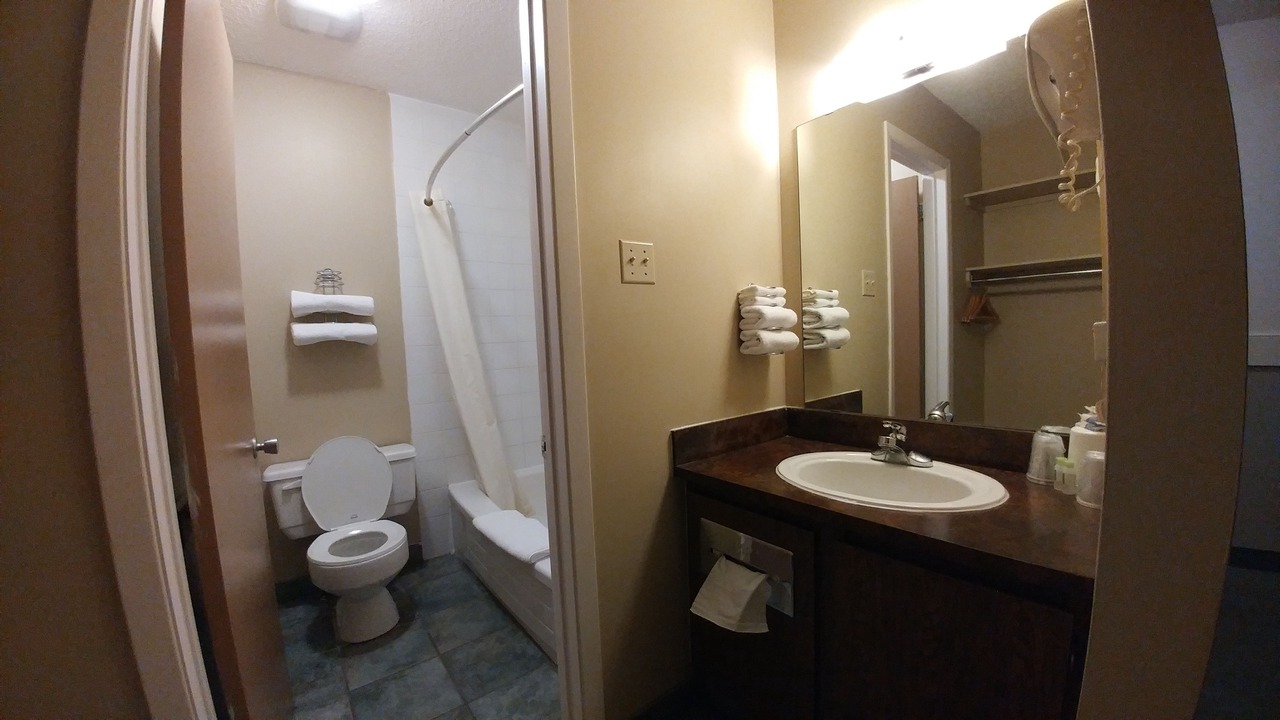 Photo of Bathroom in Vulcan