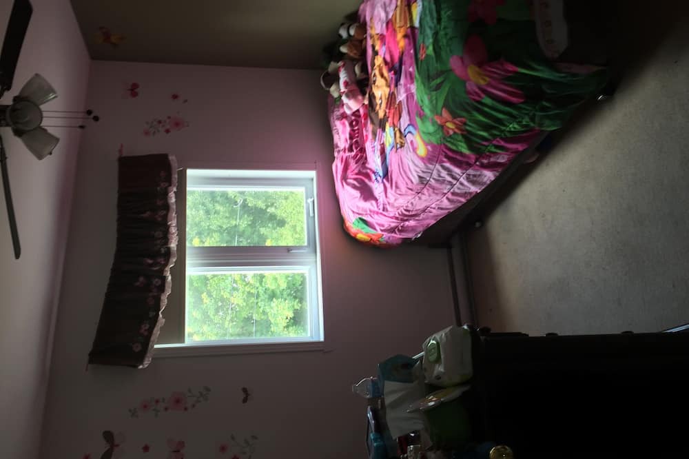 Photo of Bedroom in L'Ile-Perrot