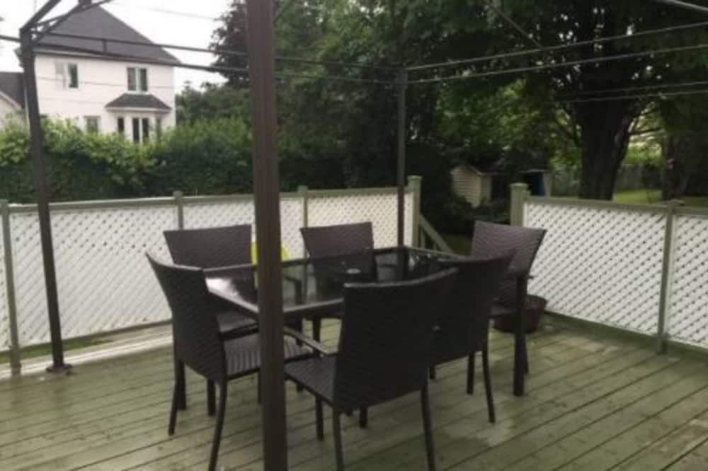 Photo of Patio Balcony in Vaudreuil