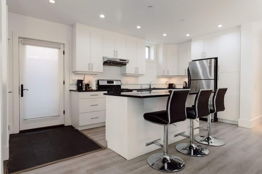 Photo of Kitchen in Inner Harbour