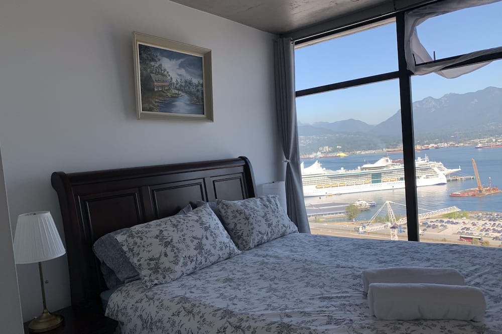Photo of Bedroom in Gastown