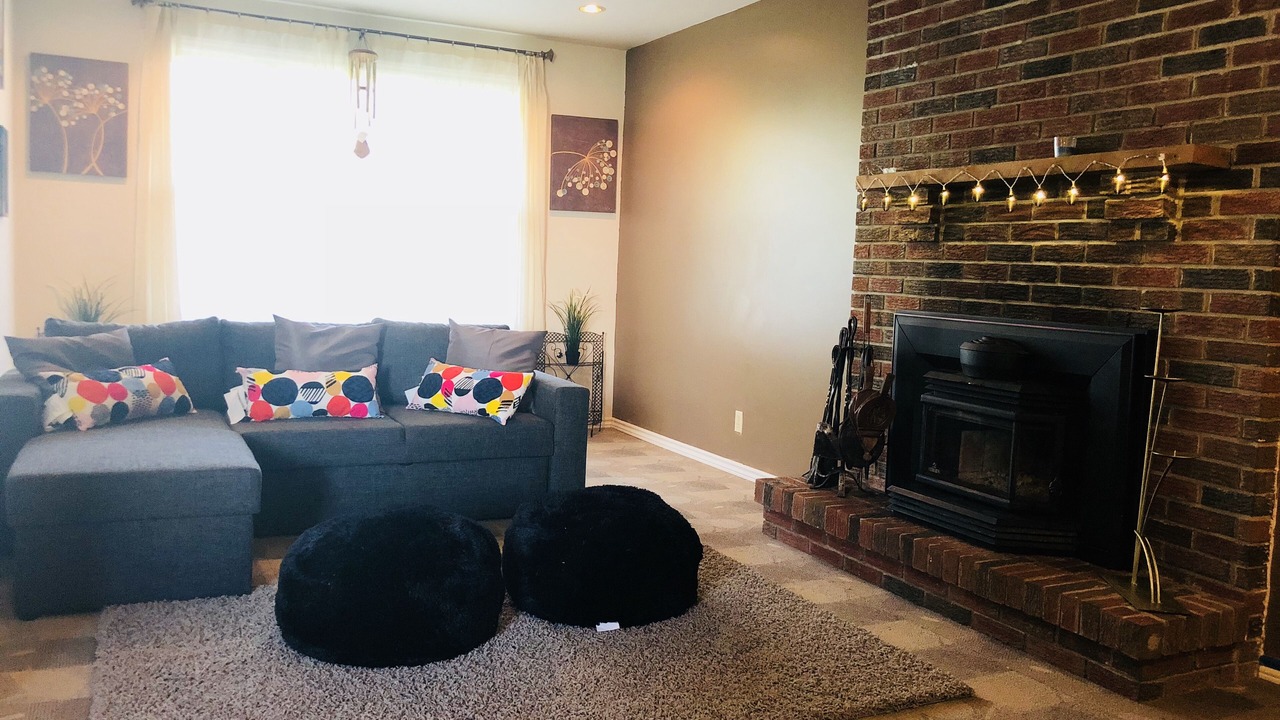 Photo of Livingroom in Wheatley