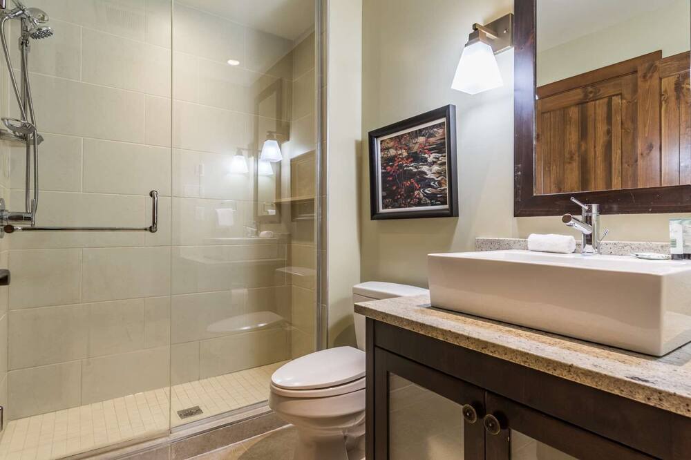 Photo of Bathroom in Versant Soleil