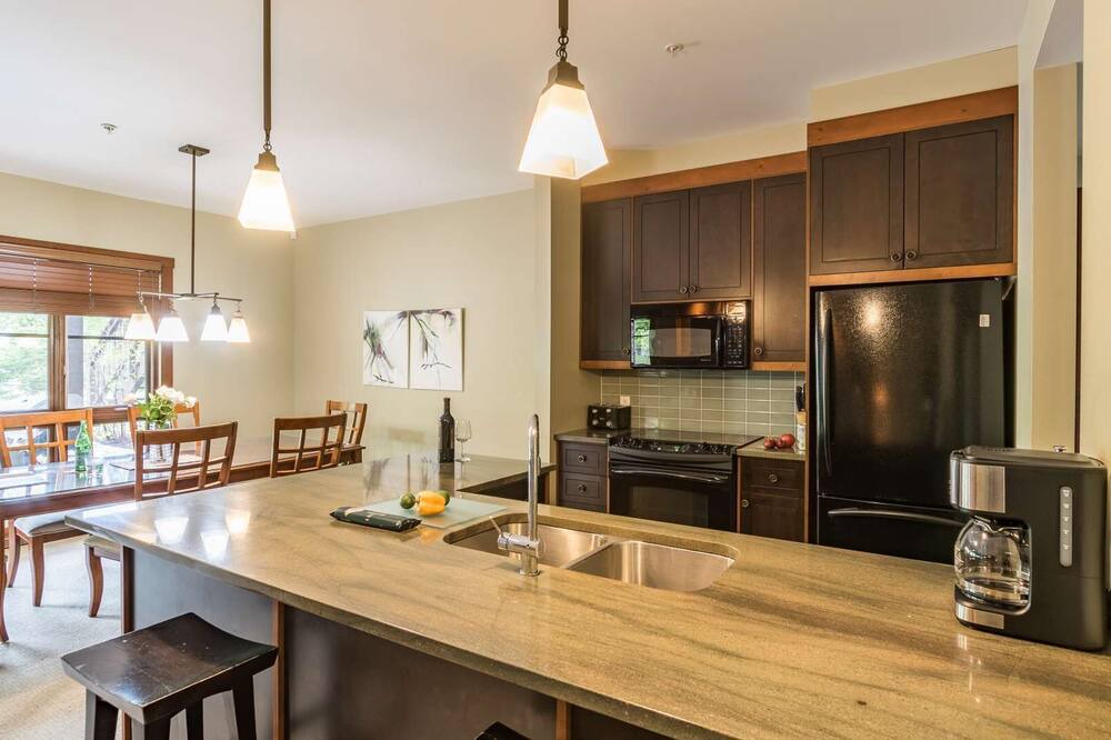 Photo of Kitchen in Versant Soleil