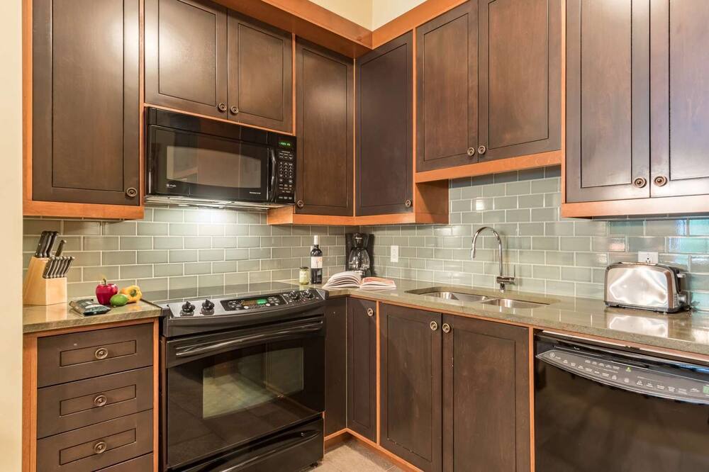 Photo of Kitchen in Versant Soleil