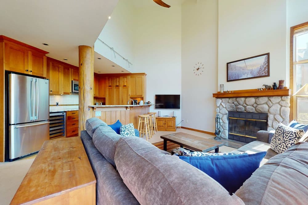 Photo of Livingroom in Blackcomb