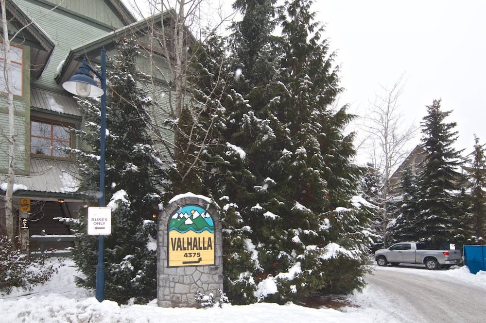 Photo of Others in Whistler Cay Heights
